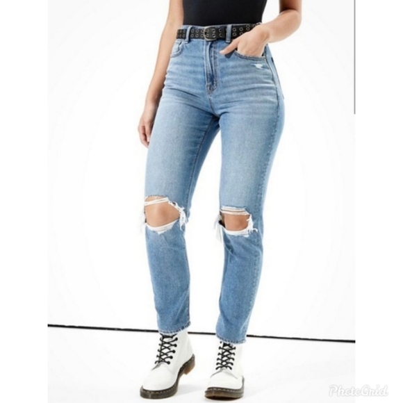 American Eagle Mom Jean - Picture 1 of 4